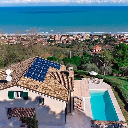 Villa Lucente 6&2, Emma