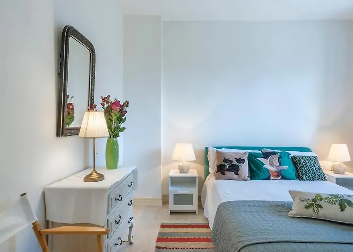 Lucente 6&2, Emma Silvi Paese